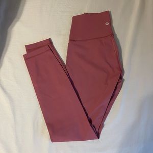 Pink Lululemon Wunder Under 25” leggings. Size 4